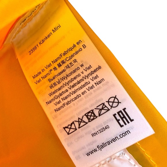 Fjallraven Kanken Mini Backpack Warm Yellow NWOT Travel Outdoors Quick Dry - Picture 9 of 9